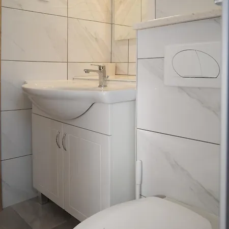 Holiday home Family Friendly House With A Swimming Pool Vinovac, Zagora - 22041
